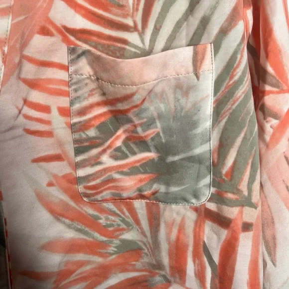 FINAL SALE Chico's Tropical Leaf Print Roll Tab Button Down Top Shirt Large 2 - Picture 5 of 6